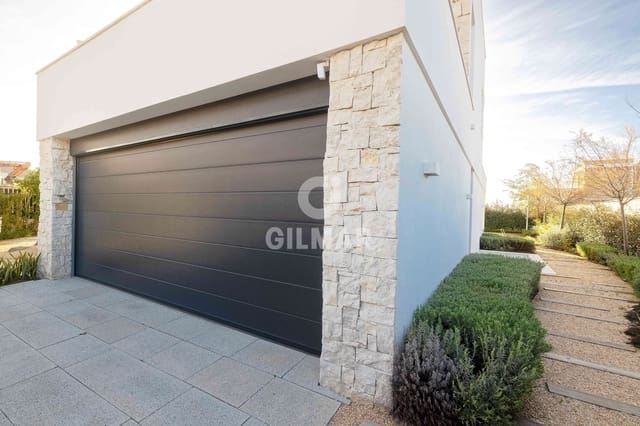 3 soverom Villa til salgs i El Limonar, Málaga by med svømmebasseng garasje - € 3 000 000 (Ref: 9669391)