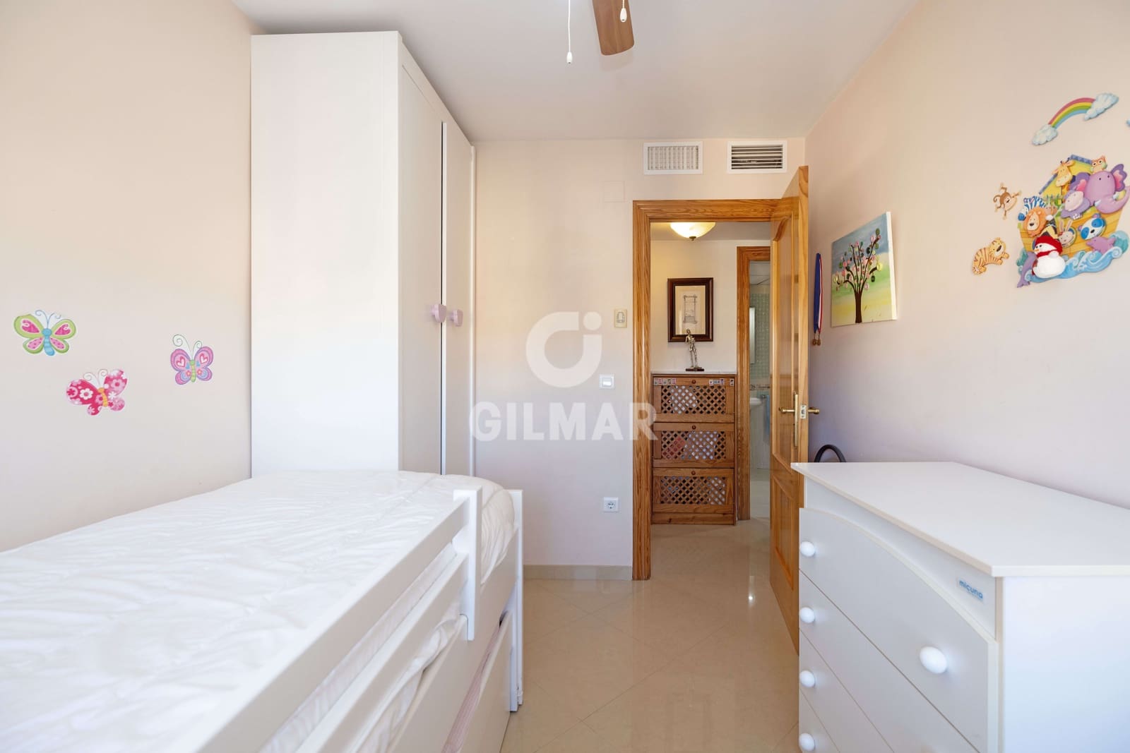 3 sovrum Lägenhet till salu i Malaga stad med garage - 335 000 € (Ref: 9669392)