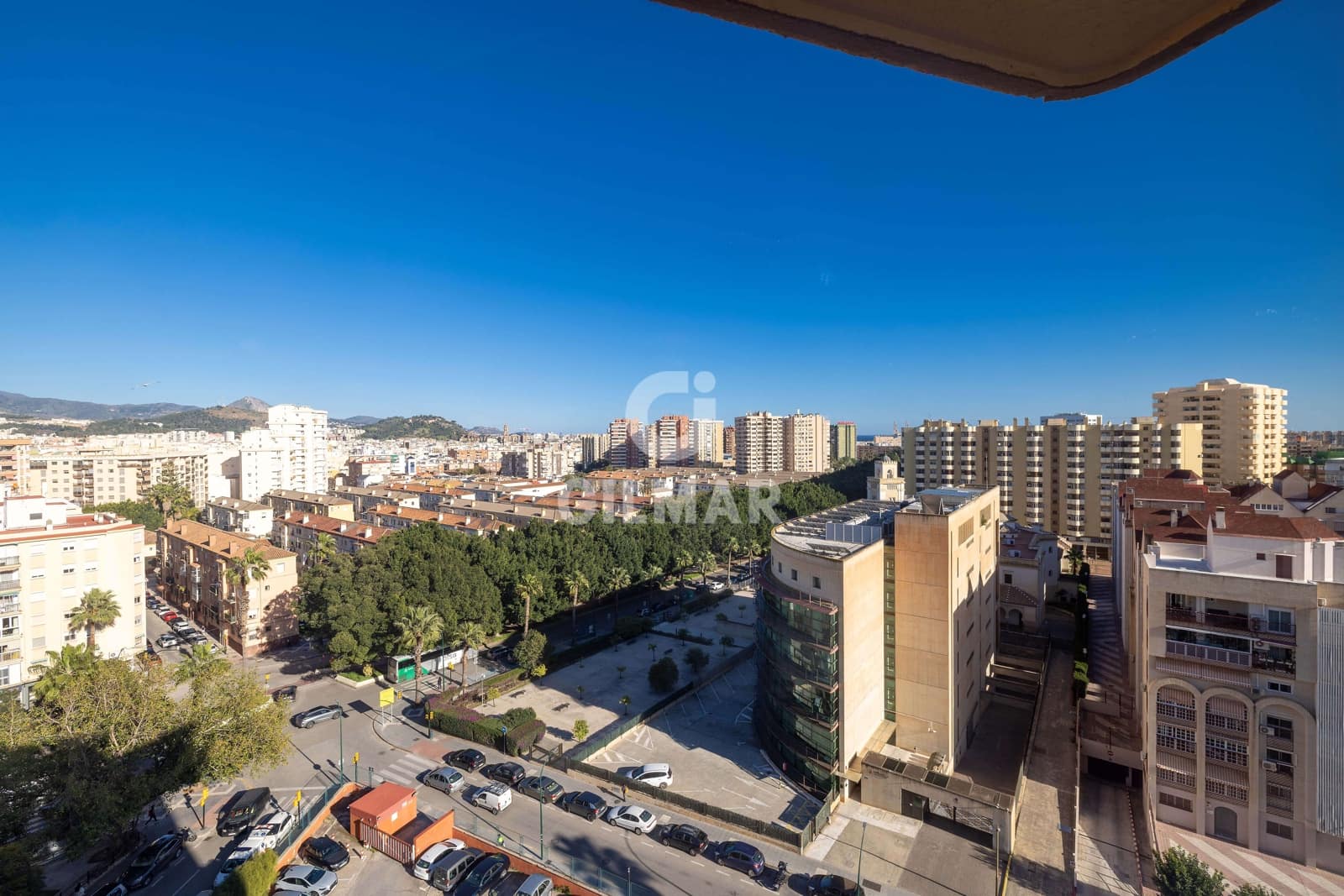 3 sovrum Lägenhet till salu i Malaga stad med garage - 335 000 € (Ref: 9669392)