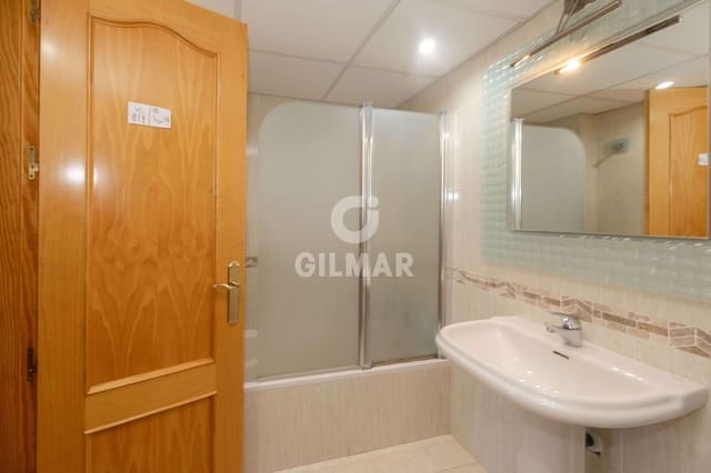 3 sovrum Lägenhet till salu i Carranque, Málaga stad med garage - 335 000 € (Ref: 9669392)