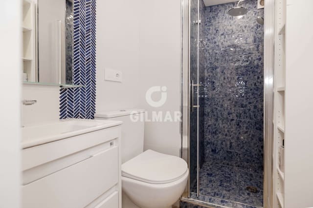 Piso de 2 habitaciones en Cruz del Humilladero, Málaga ciudad en venta - 299.000 € (Ref: 9669393)