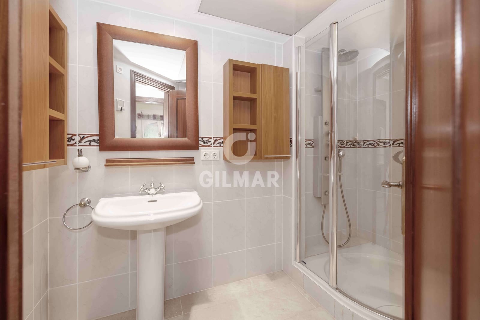 2 soveværelse Lejlighed til salg i Marbella med swimmingpool garage - € 490.000 (Ref: 9669624)