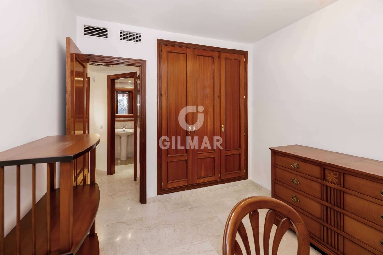 2 soveværelse Lejlighed til salg i Marbella med swimmingpool garage - € 490.000 (Ref: 9669624)