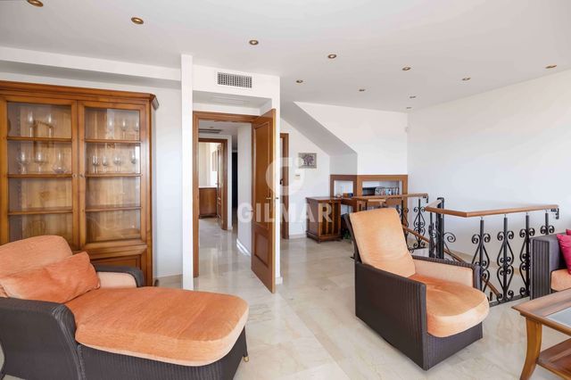 3 quarto Penthouse para venda em Las Chapas, Marbella com piscina garagem - 595 000 € (Ref: 9669625)