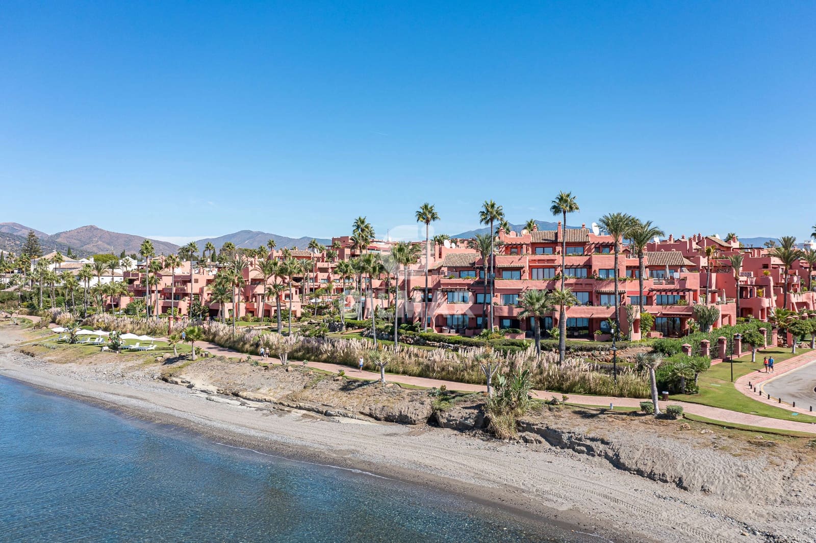 3 sovrum Takvåning till salu i Guadalmansa med garage - 2 650 000 € (Ref: 9671120)