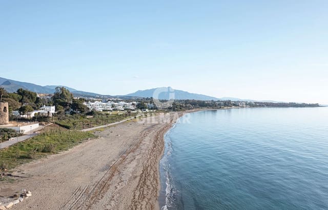 3 soveværelse Penthouse til salg i Estepona med swimmingpool - € 2.695.000 (Ref: 9671121)