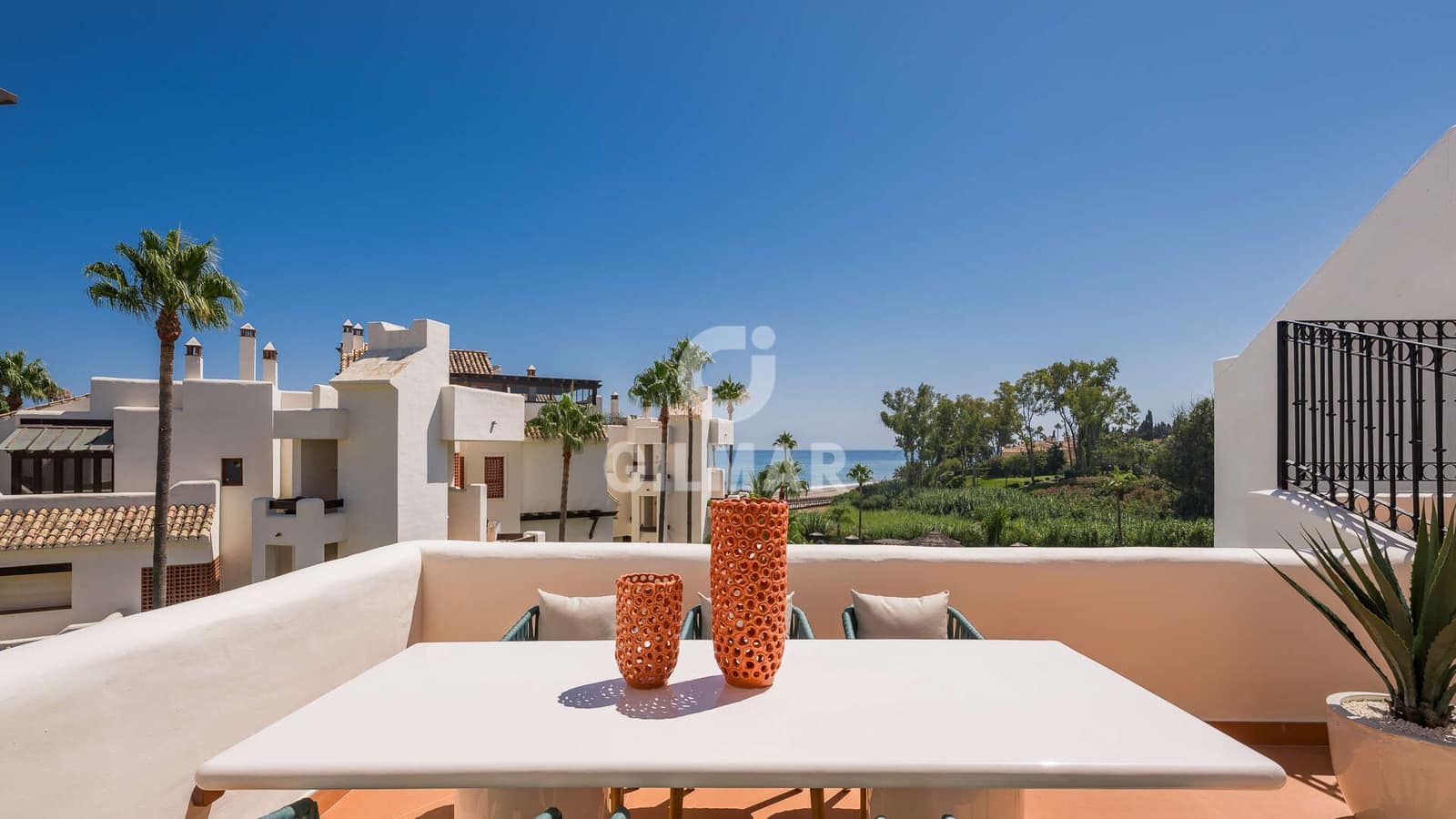 3 makuuhuone Kattohuoneisto myytävänä paikassa Estepona mukana uima-altaan 
autotalli - 2 695 000 € (Ref: 9671121)