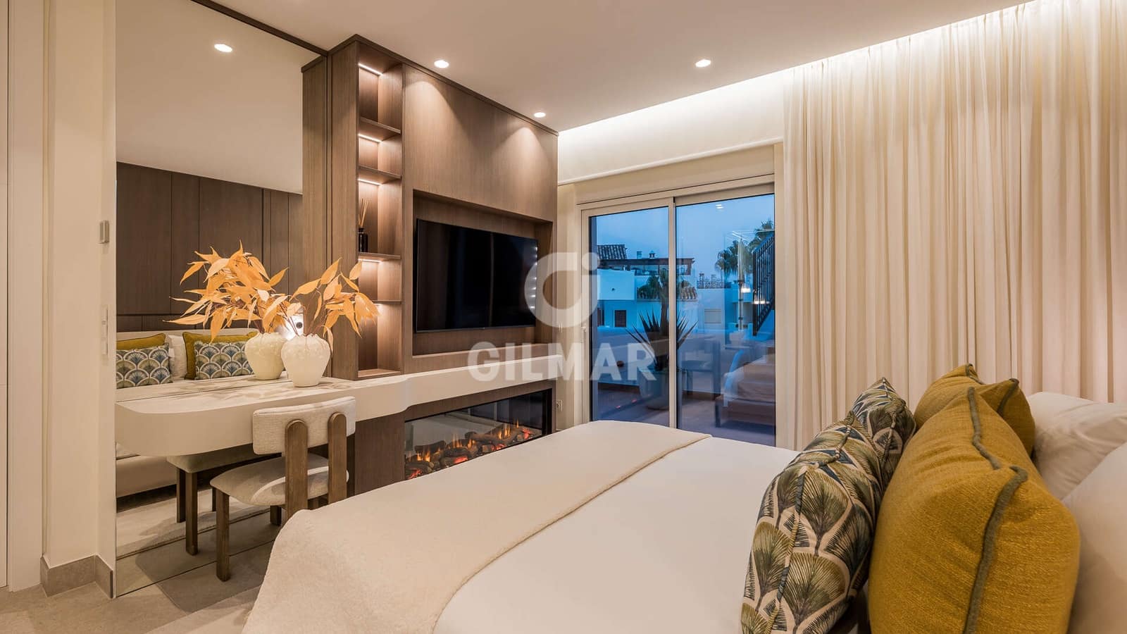 3 makuuhuone Kattohuoneisto myytävänä paikassa Estepona mukana uima-altaan 
autotalli - 2 695 000 € (Ref: 9671121)