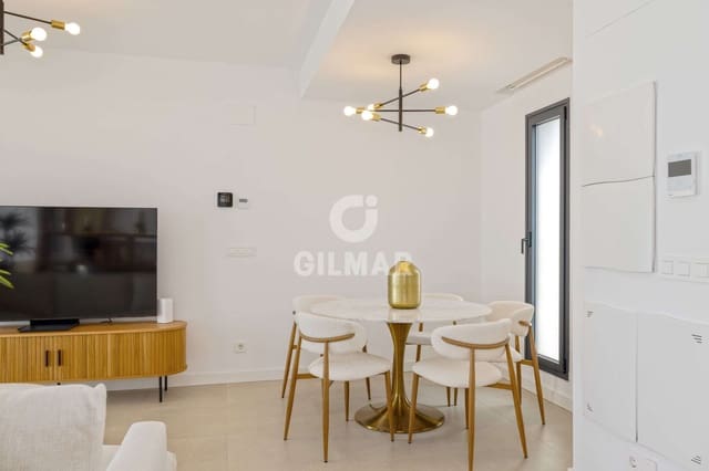 Pareado de 3 habitaciones en Nueva Atalaya, Estepona en venta con piscina garaje - 950.000 € (Ref: 9674778)