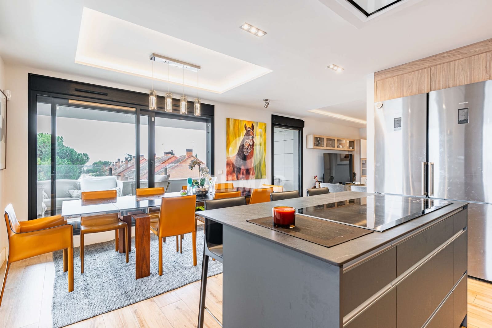 4 sypialnia Penthouse na sprzedaż w Las Rozas de Madrid z basenem garażem - 1 195 000 € (Ref: 9675982)