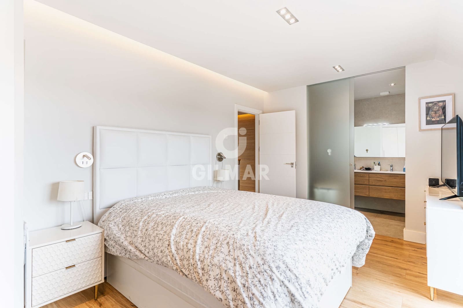 4 sypialnia Penthouse na sprzedaż w Las Rozas de Madrid z basenem garażem - 1 195 000 € (Ref: 9675982)