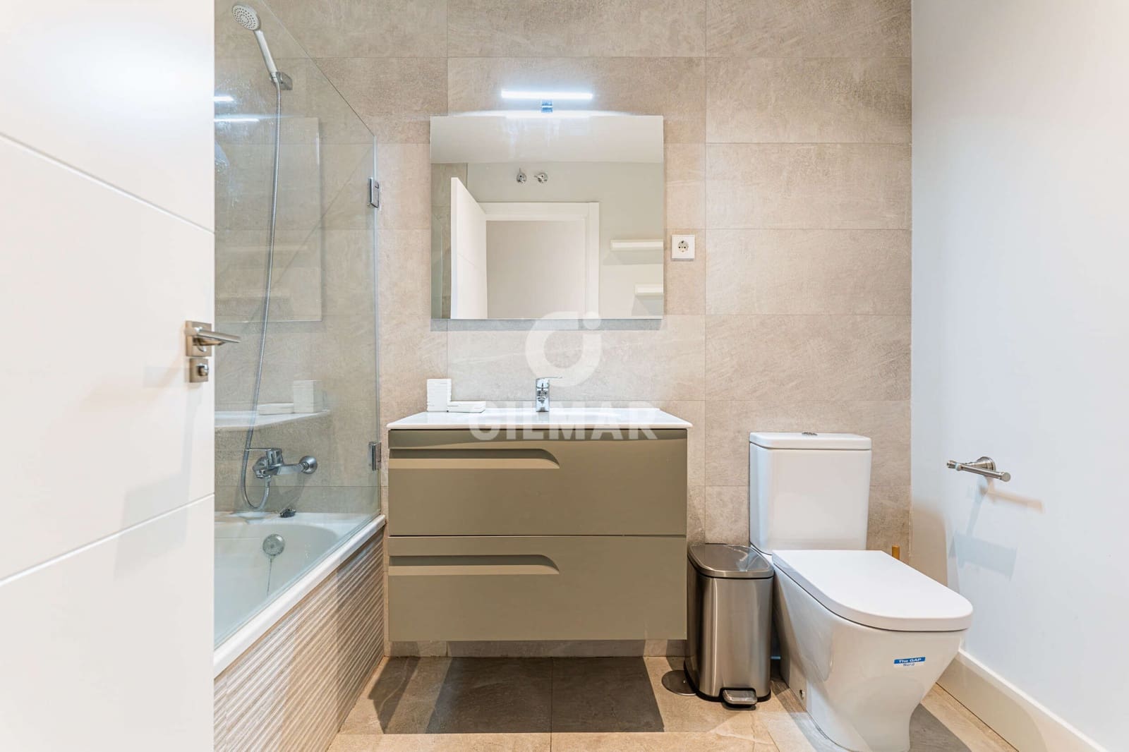 4 sypialnia Penthouse na sprzedaż w Las Rozas de Madrid z basenem garażem - 1 195 000 € (Ref: 9675982)