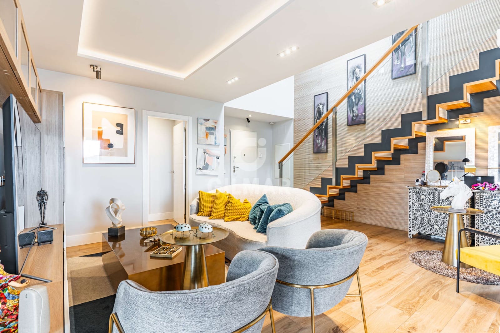 4 sypialnia Penthouse na sprzedaż w Las Rozas de Madrid z basenem garażem - 1 195 000 € (Ref: 9675982)