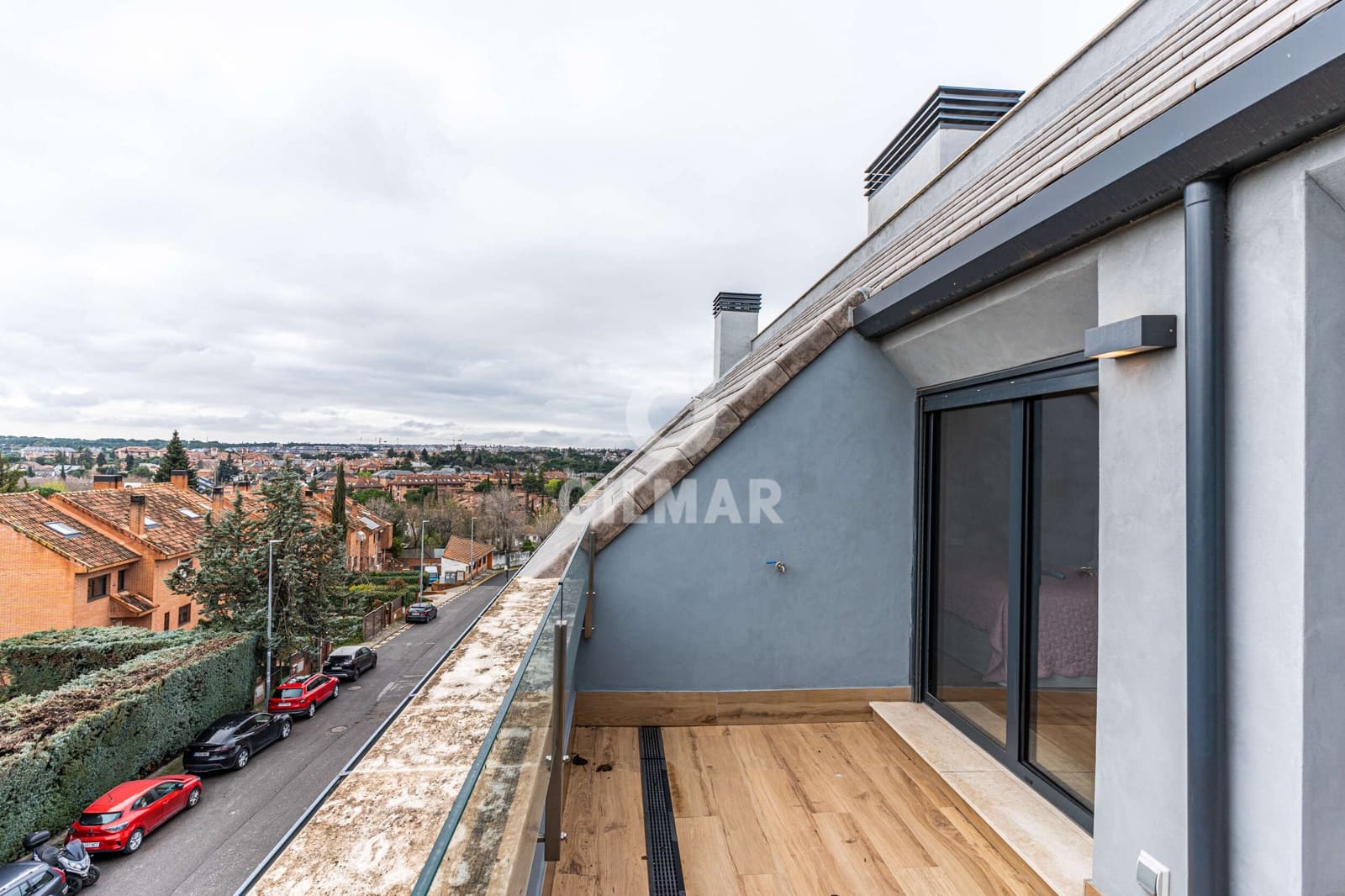 4 sypialnia Penthouse na sprzedaż w Las Rozas de Madrid z basenem garażem - 1 195 000 € (Ref: 9675982)