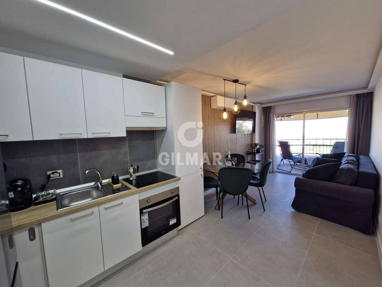 1 soverom Leilighet til salgs i Los Cristianos med svømmebasseng - € 505 000 (Ref: 9685731)