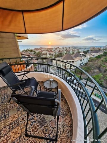 1 makuuhuone Asunto myytävänä paikassa Los Cristianos, Arona mukana uima-altaan - 505 000 € (Ref: 9685731)