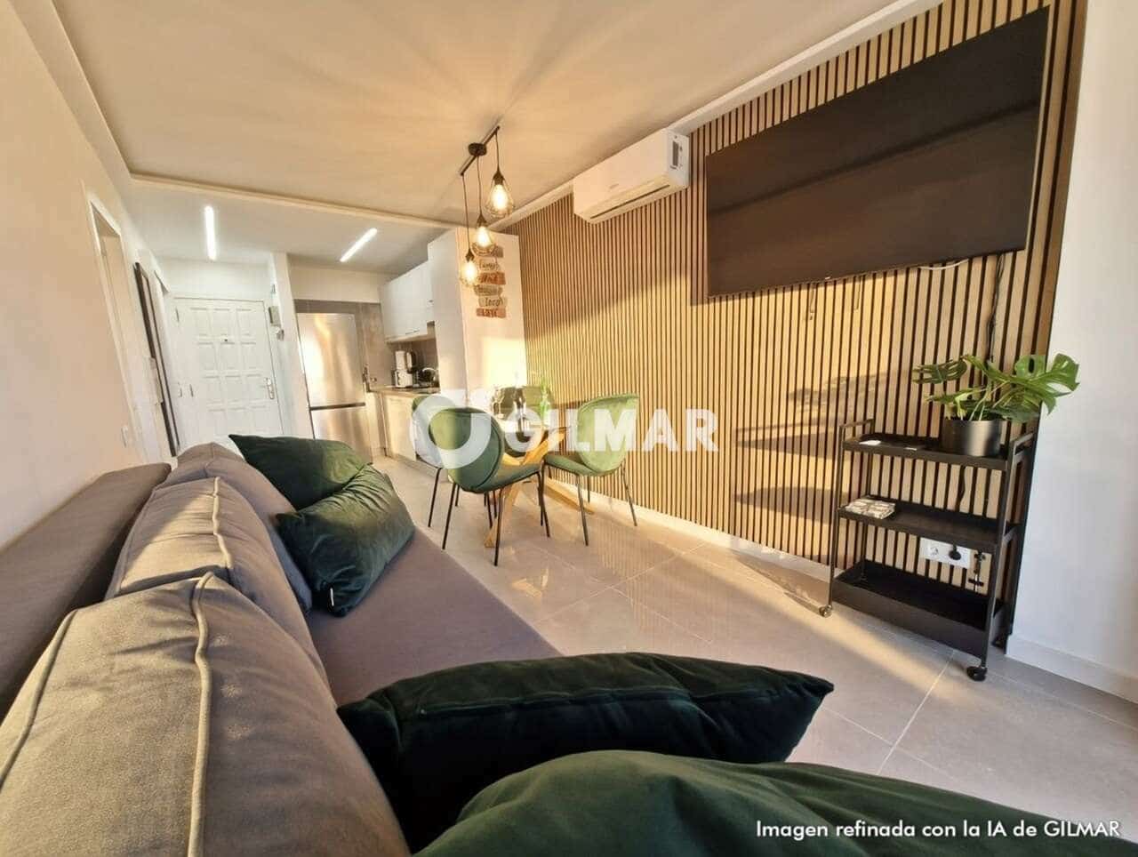 1 bedroom Flat for sale in Los Cristianos with pool - € 500,000 (Ref: 9685731)