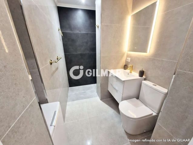 1 soveværelse Lejlighed til salg i Los Cristianos, Arona med swimmingpool - € 500.000 (Ref: 9685731)