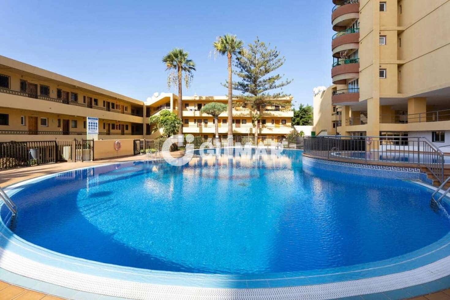 1 bedroom Flat for sale in Los Cristianos with pool - € 500,000 (Ref: 9685731)