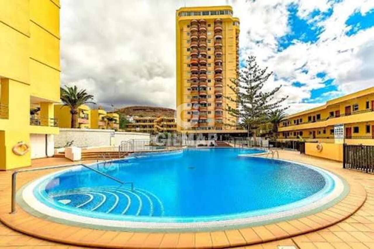 1 makuuhuone Asunto myytävänä paikassa Los Cristianos mukana uima-altaan - 575 000 € (Ref: 9685732)