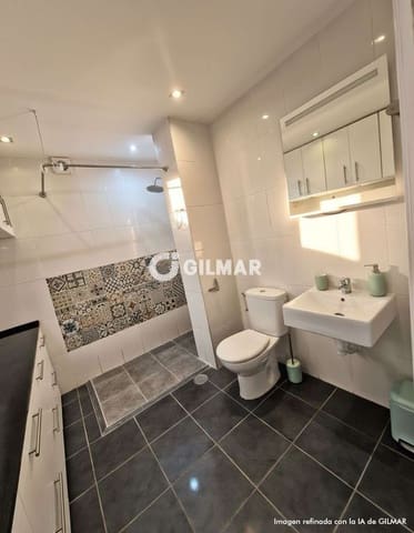Piso de 1 habitación en Playa de las Americas, Arona en venta con piscina - 550.000 € (Ref: 9685732)