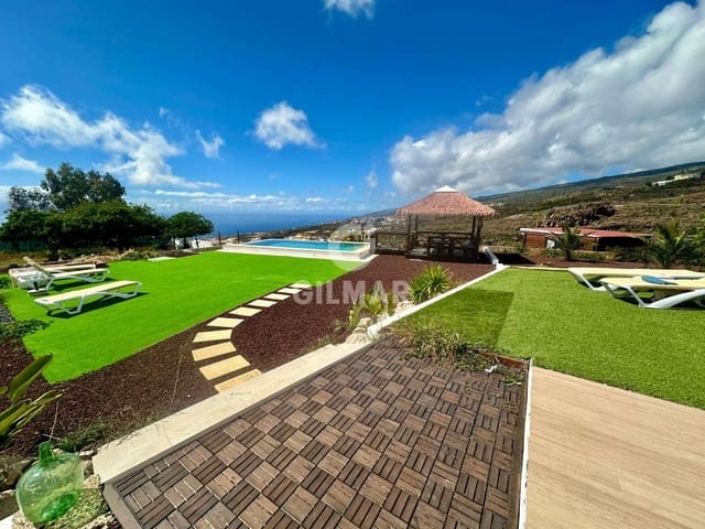 2 slaapkamer Villa te koop in Tejina de Guia de Isora, Guía de Isora met zwembad garage - € 695.000 (Ref: 9688620)