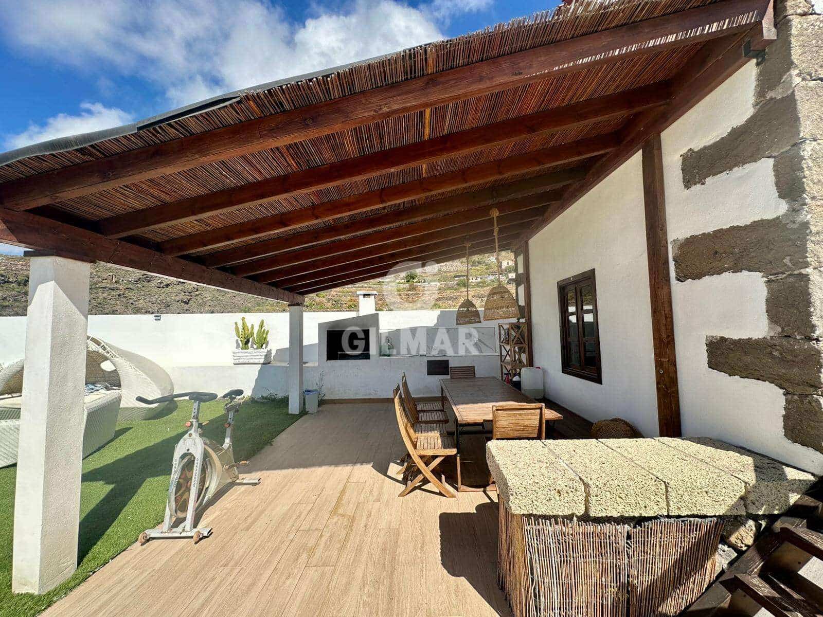 2 camera da letto Villa in vendita in Tejina de Guia de Isora con piscina garage - 695.000 € (Rif: 9688620)