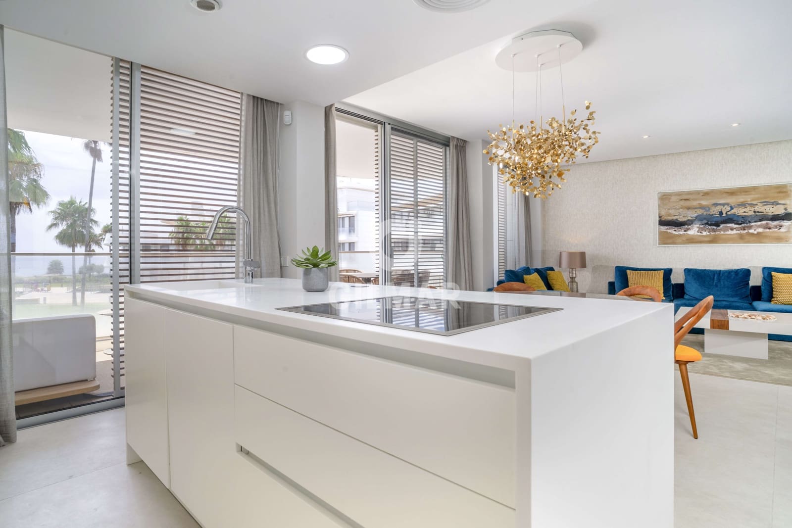 3 bedroom Flat for sale in Estepona with pool garage - € 1,150,000 (Ref: 9688621)