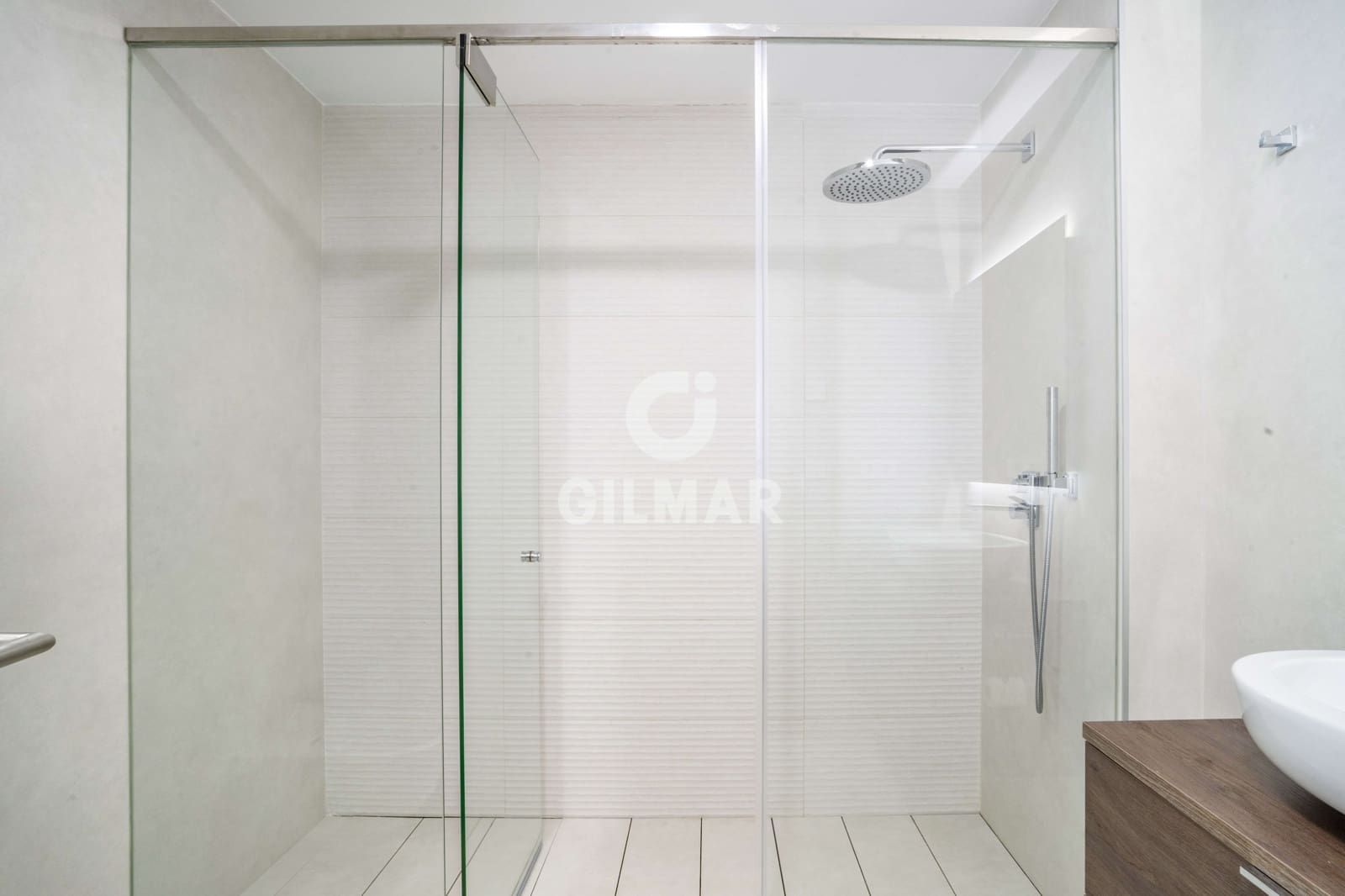 3 bedroom Flat for sale in Estepona with pool garage - € 1,150,000 (Ref: 9688621)