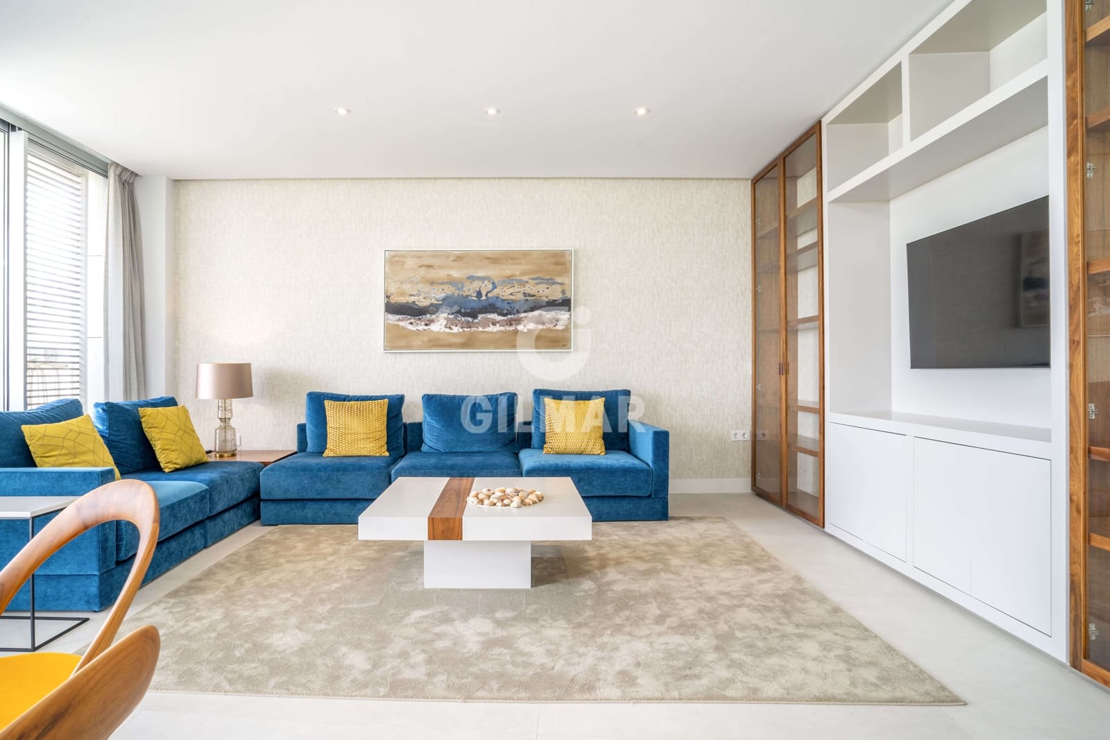 3 bedroom Flat for sale in Estepona with pool garage - € 1,150,000 (Ref: 9688621)