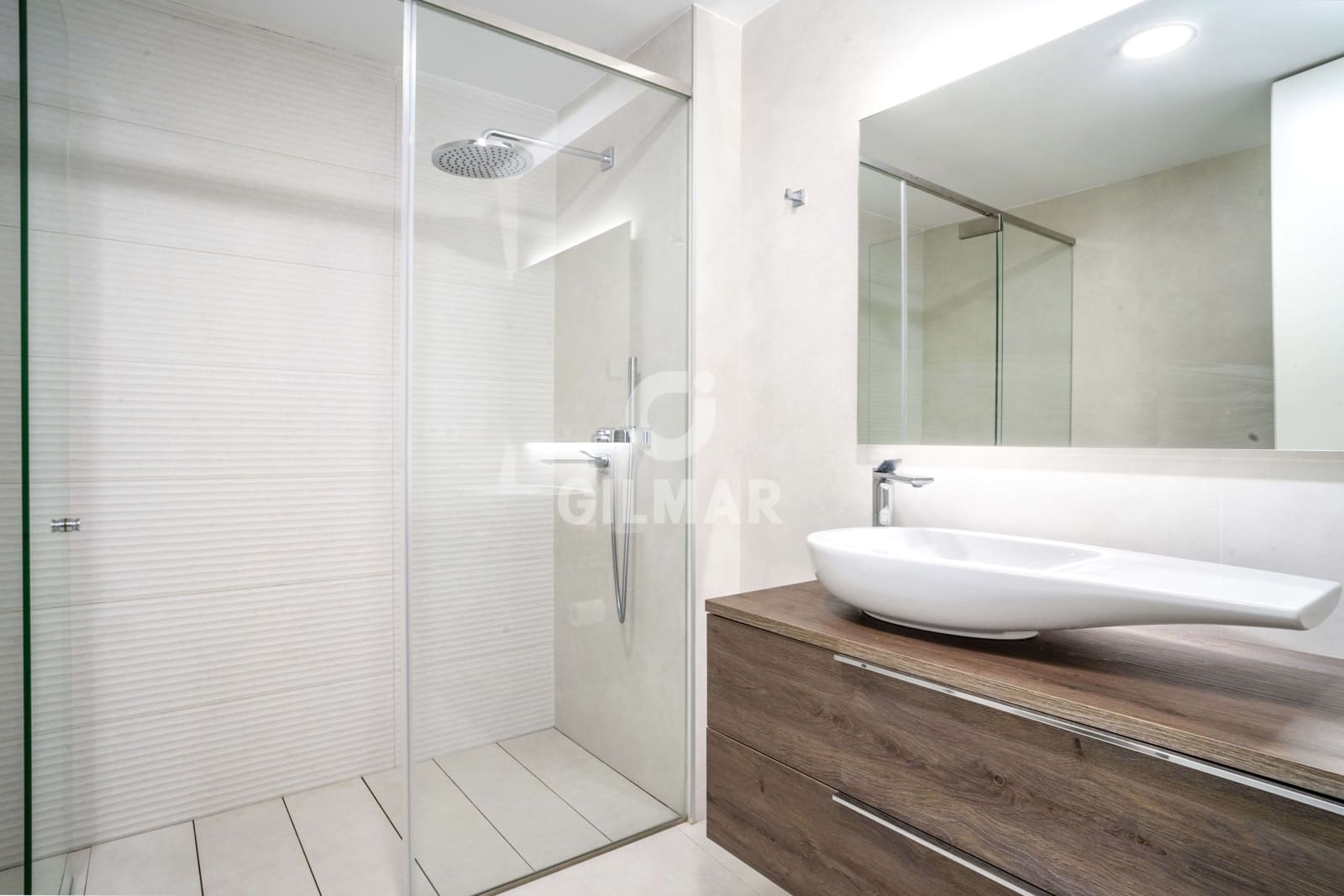 3 bedroom Flat for sale in Estepona with pool garage - € 1,150,000 (Ref: 9688621)