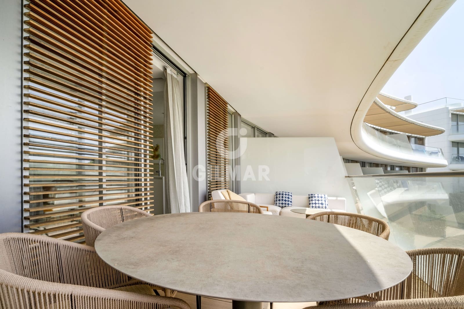 3 bedroom Flat for sale in Estepona with pool garage - € 1,150,000 (Ref: 9688621)