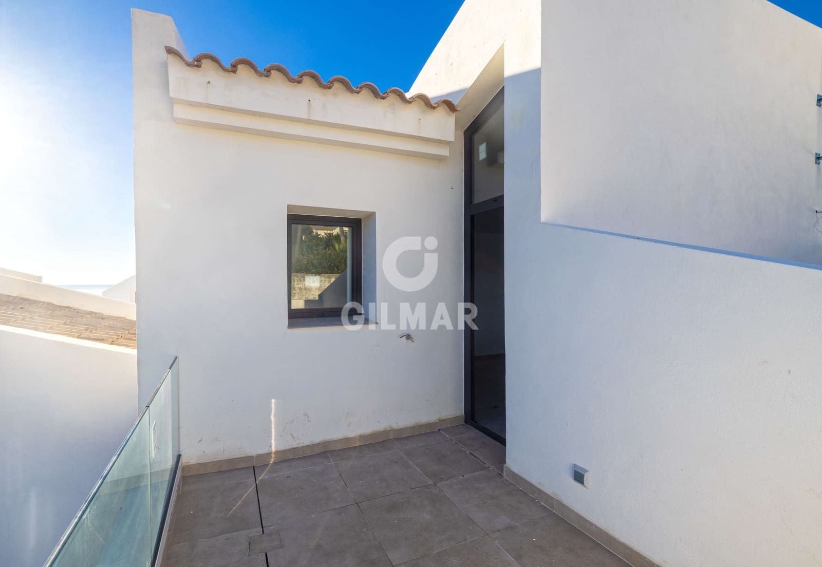 2 quarto Moradia em Banda para venda em Bahia Dorada com piscina - 610 000 € (Ref: 9688622)