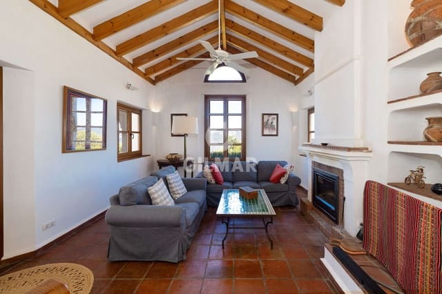 5 chambre Villa/Maison à vendre à Casares Pueblo, Casares avec piscine - 1 860 000 € (Ref: 9697776)