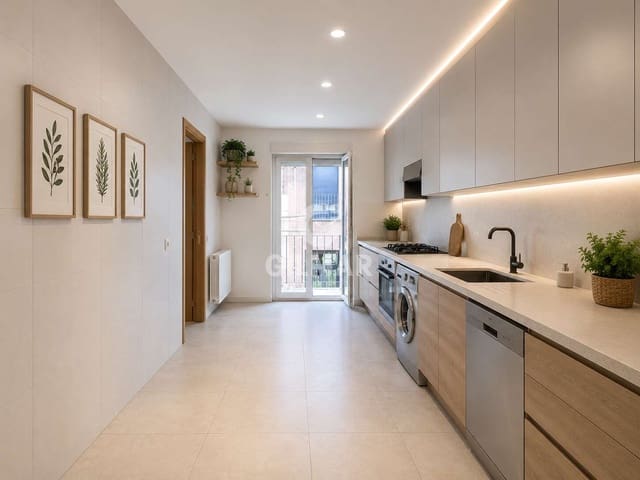 4 slaapkamer Rijtjeshuis te koop in Valverde, Madrid stad met garage - € 849.000 (Ref: 9699286)