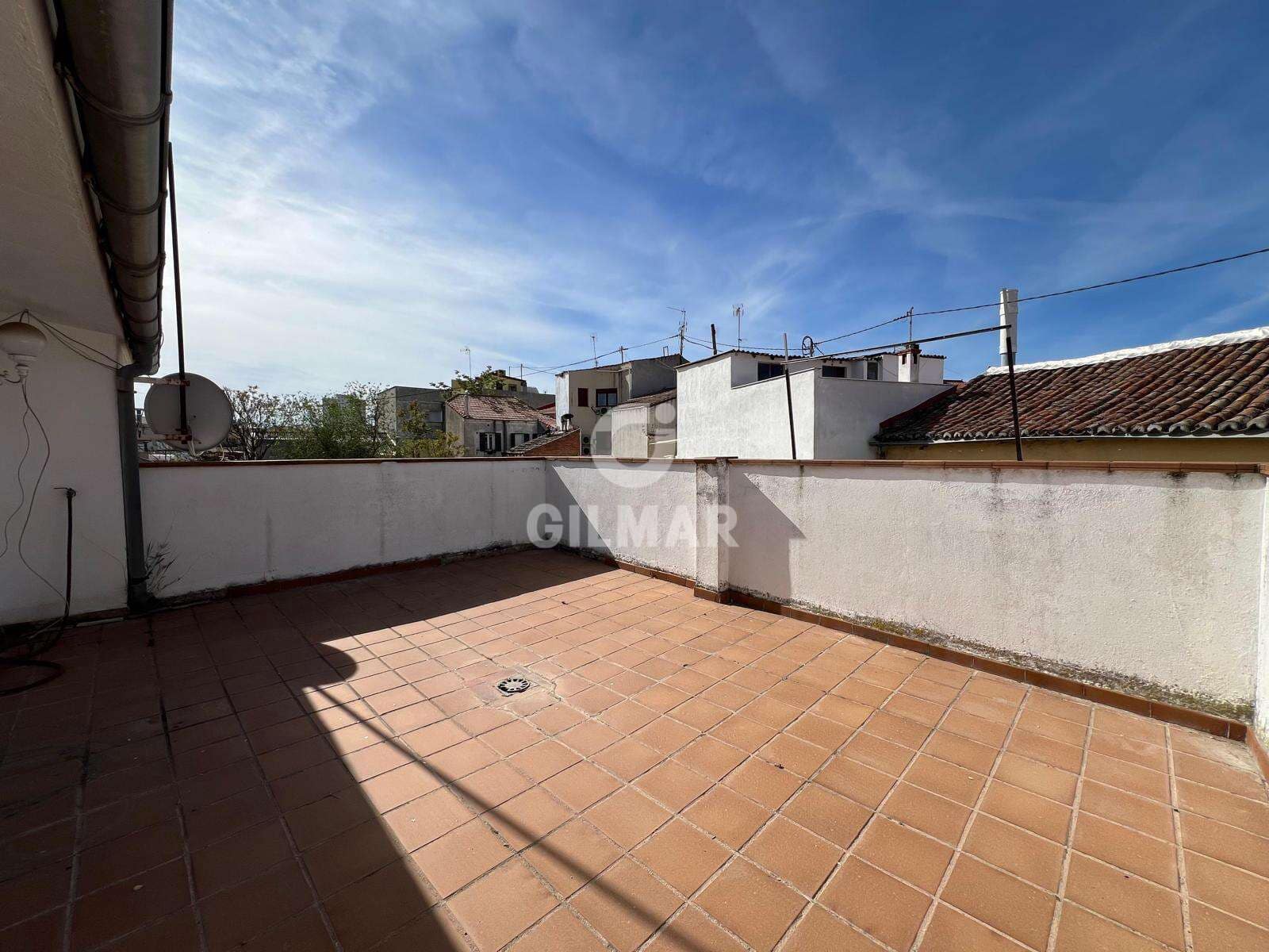 4 chambre Villa/Maison Mitoyenne à vendre à Madrid ville avec garage - 849 000 € (Ref: 9699286)