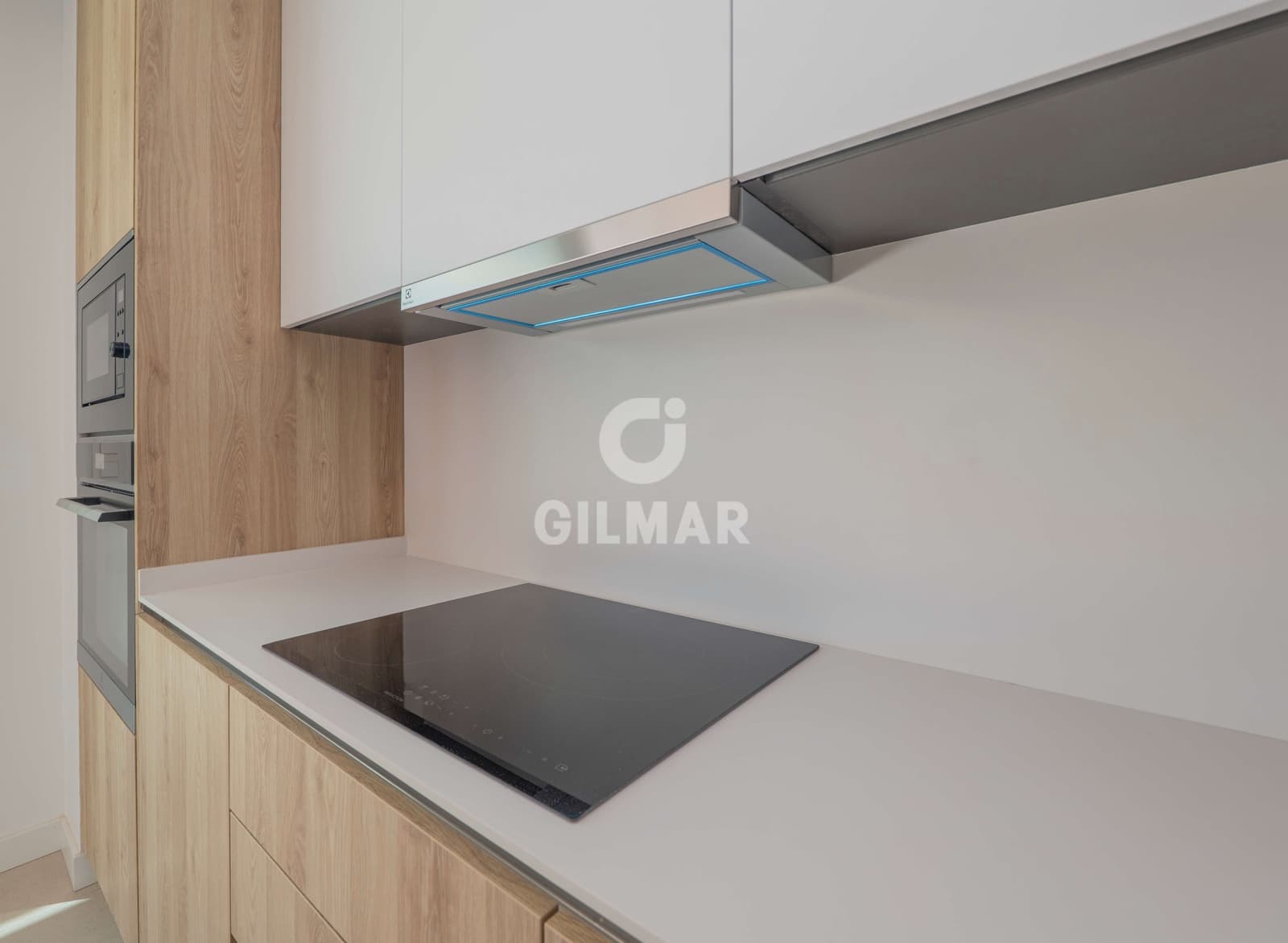 3 camera da letto Villetta Bifamiliare in vendita in El Paraiso con piscina garage - 1.250.000 € (Rif: 9700174)