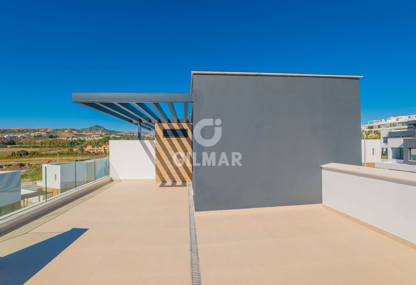 3 camera da letto Villetta Bifamiliare in vendita in El Paraiso con piscina garage - 1.250.000 € (Rif: 9700174)