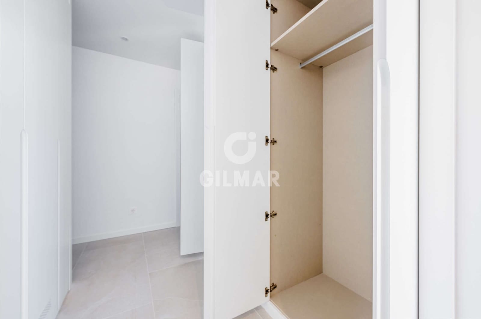 3 bedroom Flat for sale in Chipiona with pool garage - € 750,000 (Ref: 9707766)