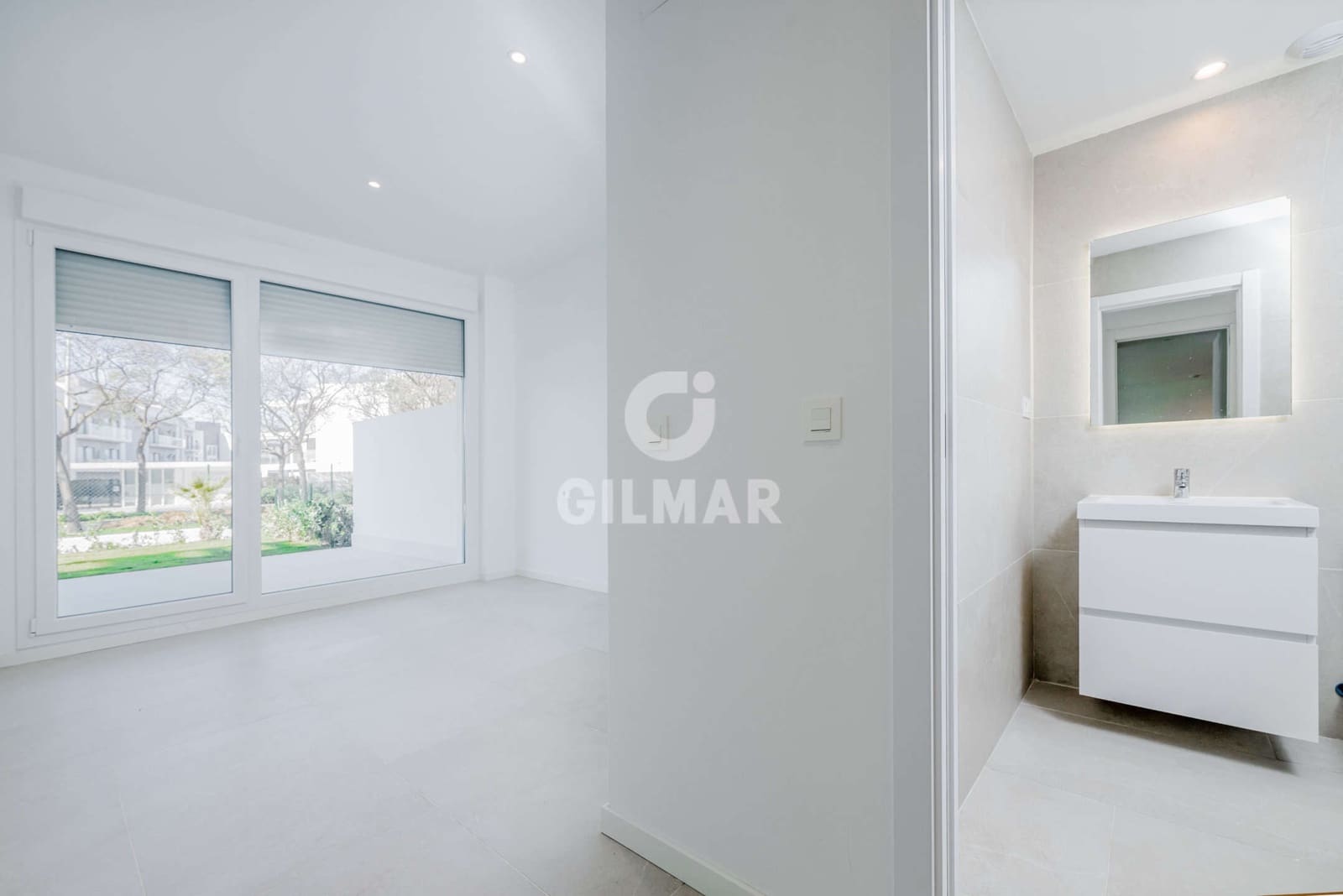 3 bedroom Flat for sale in Chipiona with pool garage - € 750,000 (Ref: 9707766)