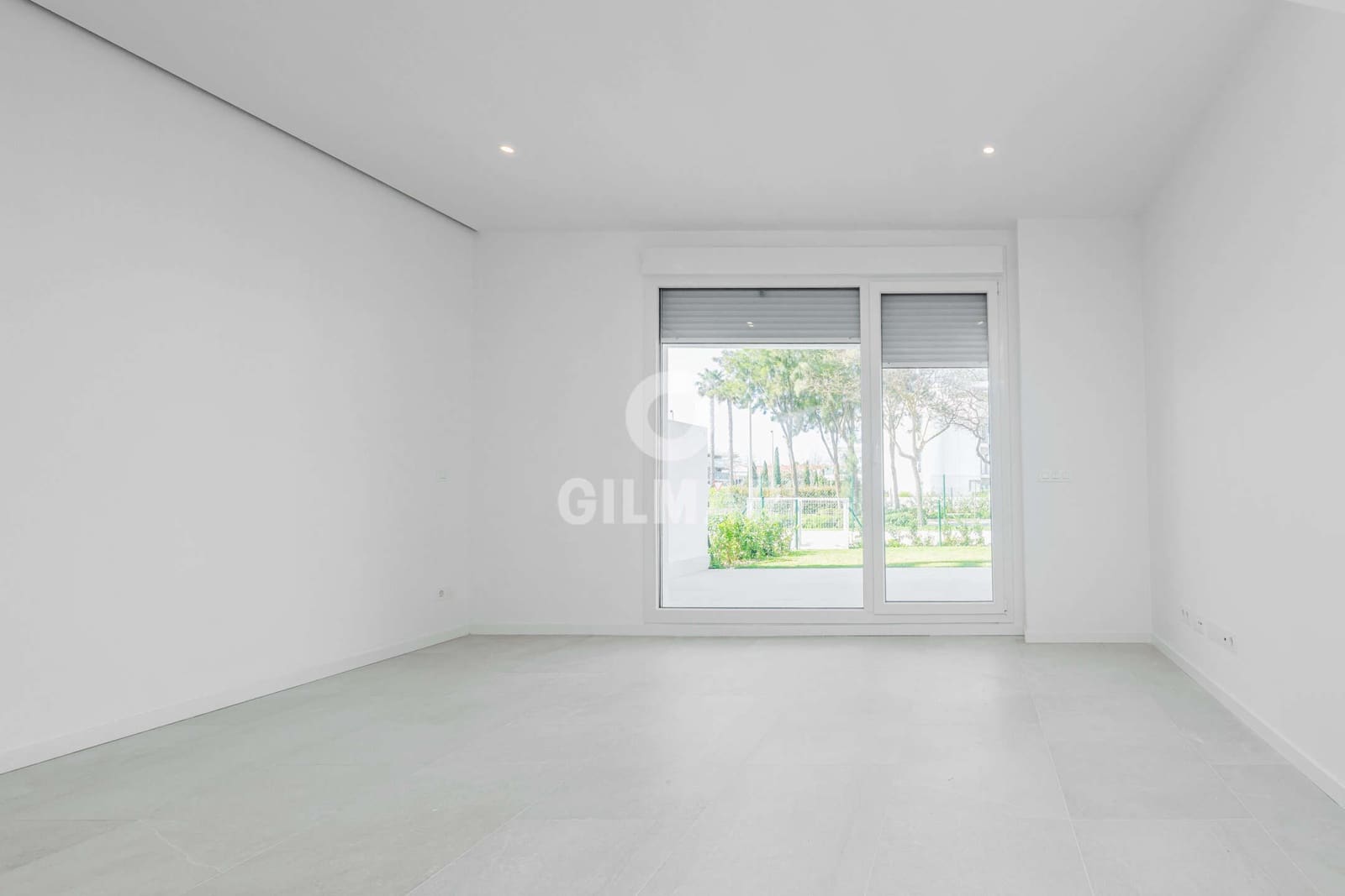 3 bedroom Flat for sale in Chipiona with pool garage - € 750,000 (Ref: 9707766)