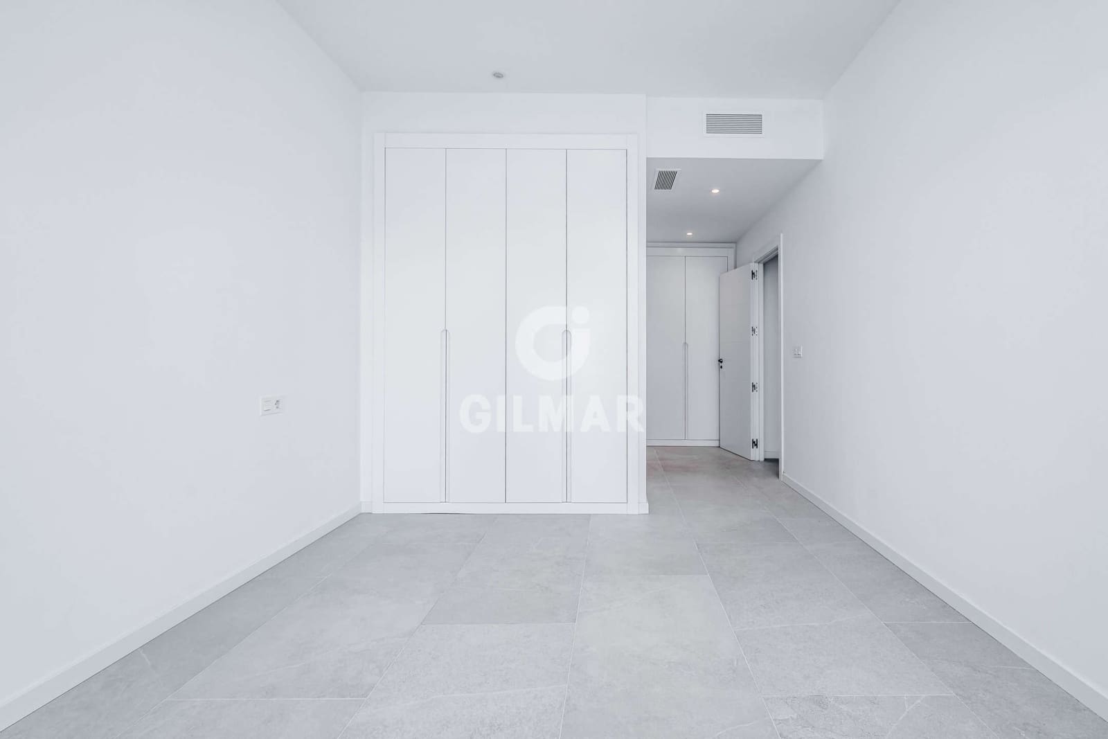 3 bedroom Flat for sale in Chipiona with pool garage - € 750,000 (Ref: 9707766)