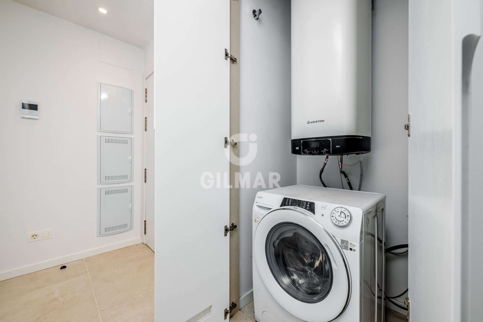 3 bedroom Flat for sale in Chipiona with pool garage - € 750,000 (Ref: 9707766)