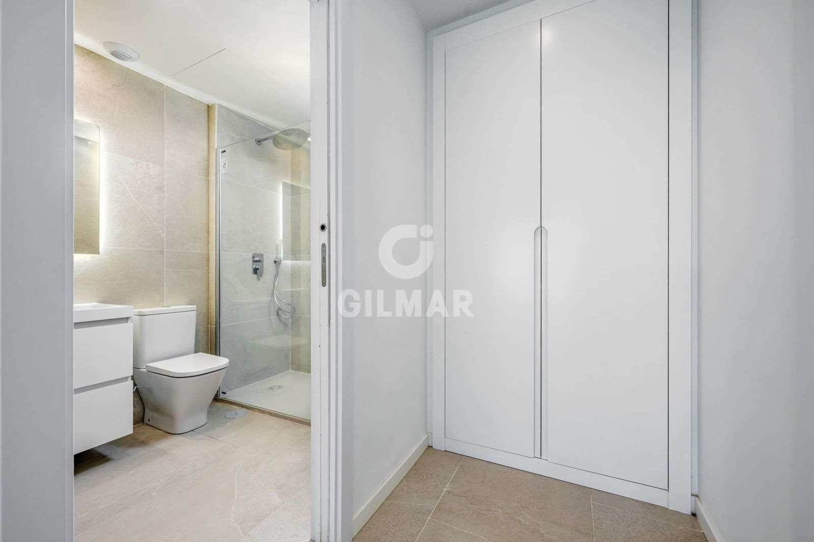 3 bedroom Flat for sale in Chipiona with pool garage - € 750,000 (Ref: 9707766)