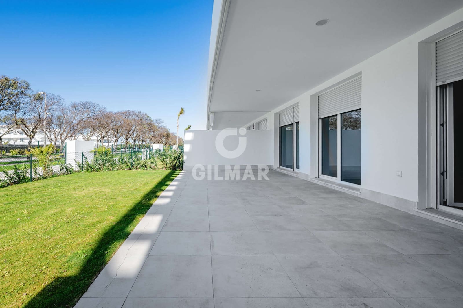 3 bedroom Flat for sale in Chipiona with pool garage - € 750,000 (Ref: 9707766)