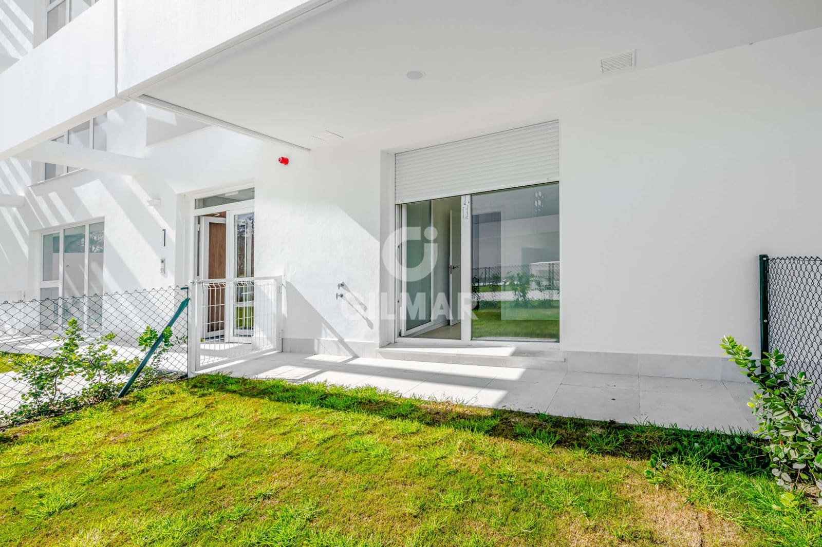 3 bedroom Flat for sale in Chipiona with pool garage - € 750,000 (Ref: 9707766)