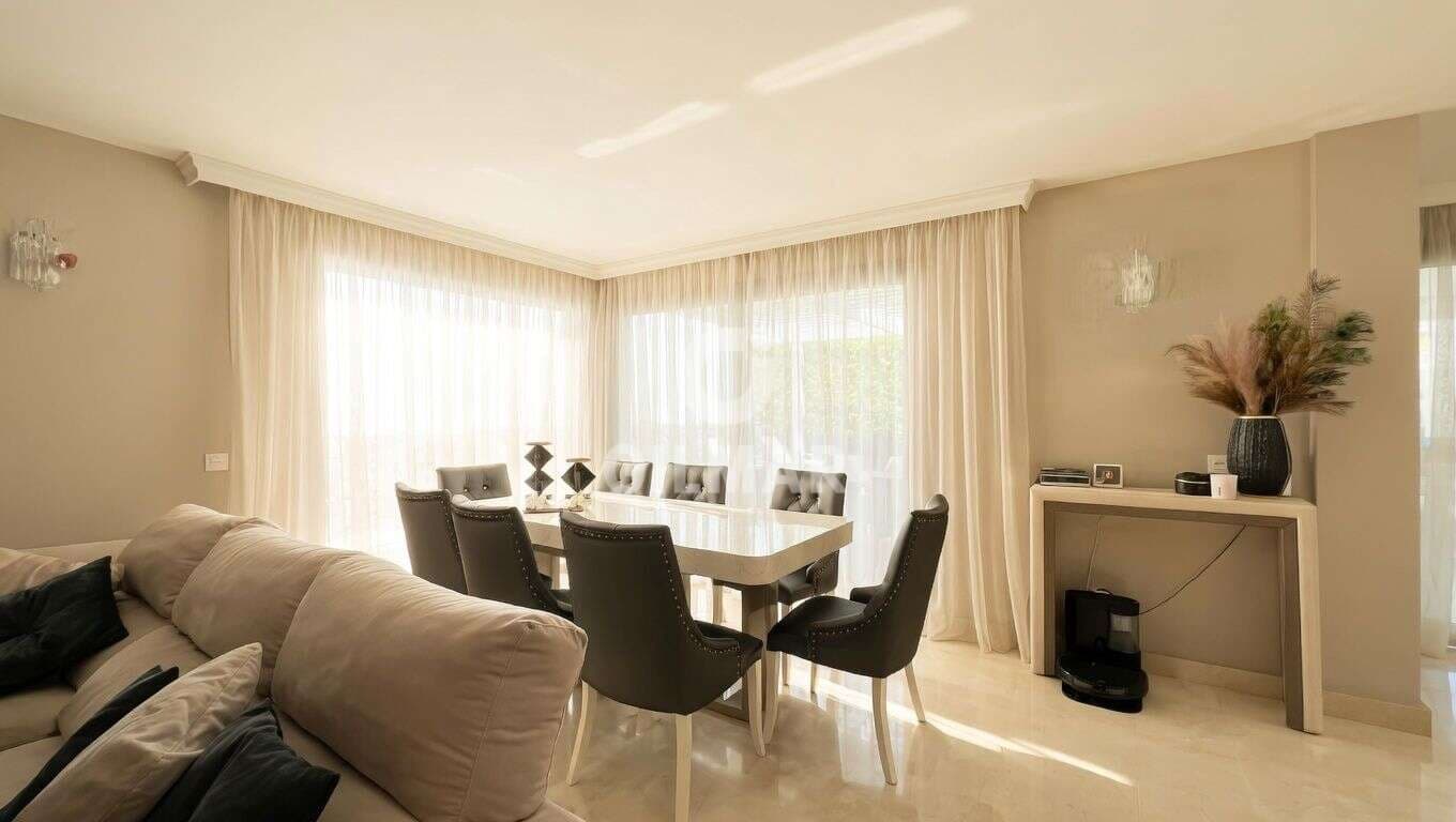 2 sovrum Lägenhet till salu i La Caleta Adeje med pool garage - 949 000 € (Ref: 9715680)