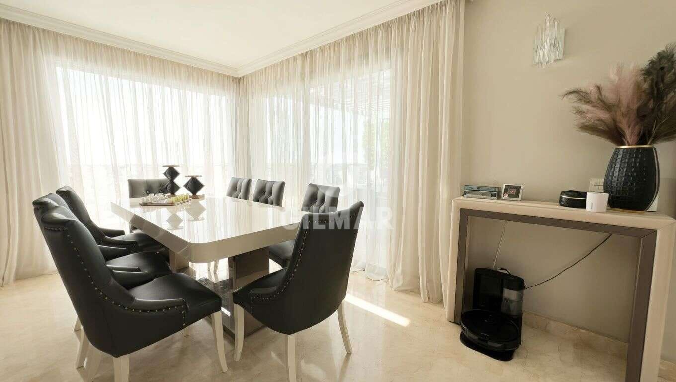 2 sovrum Lägenhet till salu i La Caleta Adeje med pool garage - 949 000 € (Ref: 9715680)