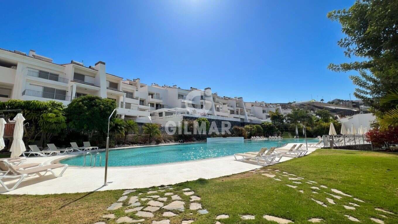 2 sovrum Lägenhet till salu i La Caleta Adeje med pool garage - 949 000 € (Ref: 9715680)