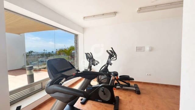 2 sovrum Lägenhet till salu i La Caleta Adeje, Adeje med pool garage - 949 000 € (Ref: 9715680)